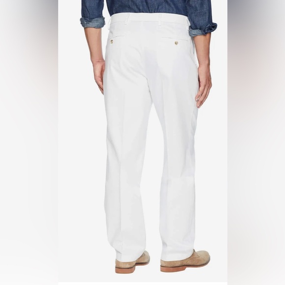 Dockers Classic Fit Signature Khaki Pants - Picture 2 of 11